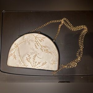 A new day stunning embroidery purse wallet with chain target ✨💗